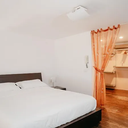 La Casa Dell' Avvocato - Centro * Nápoles